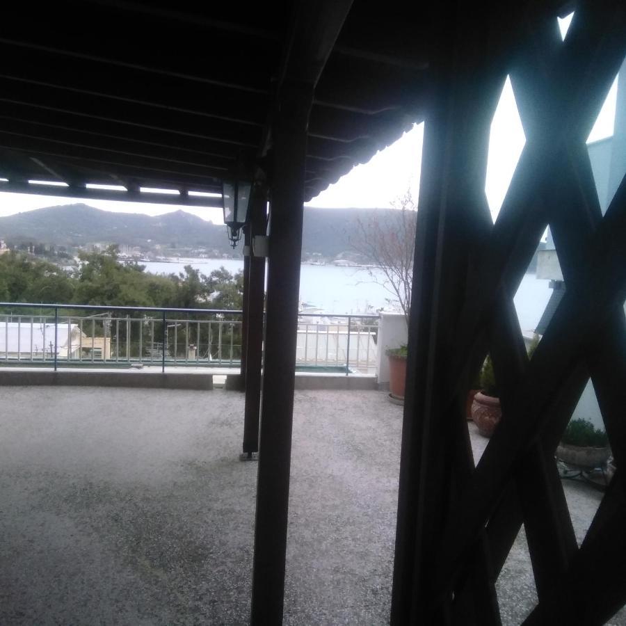 Panorama Lägenhet Néa Péramos Exteriör bild